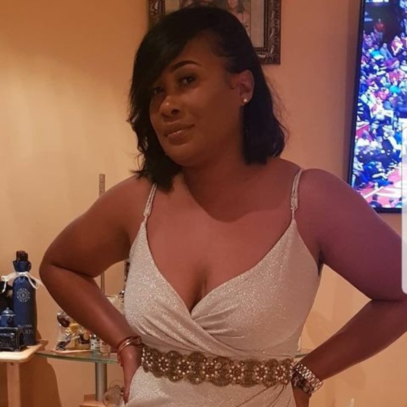 Meet your Posher, Syreeta - Picture 1 of 1